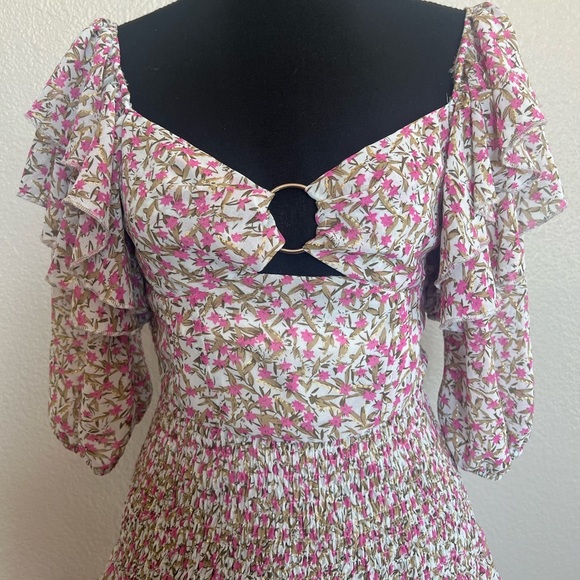 Women’s Layered Ruffle Dress - Picture 9 of 15